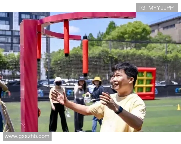 通过眼神识别足球明星的趣味挑战活动邀你一同参与体验精彩瞬间